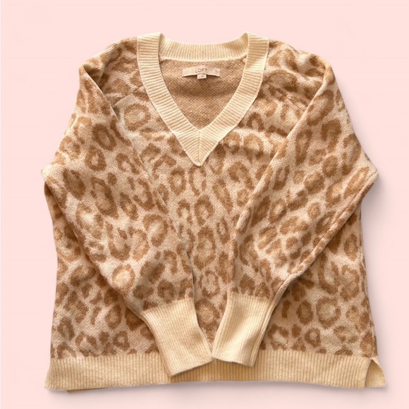 LOFT Women Brown Winter Leopard Print V Neck Pullover Sweater - Size S - Picture 3 of 6